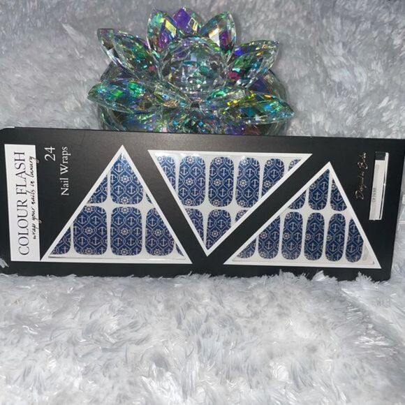 Colour Flash | Nail Strips - Seaside Treasures, Anchors & Ropes on a Navy base - Picture 9 of 9